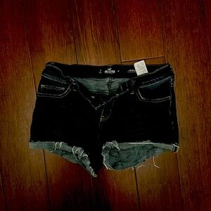 Low Rise Jean Shorts. Size 7